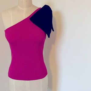 One shouldered Zara top with black accent bow